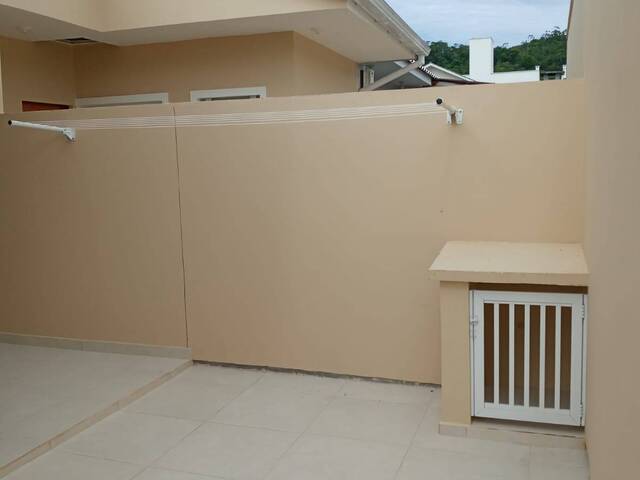 #2400 - Casa para Locação em Palhoça - SC