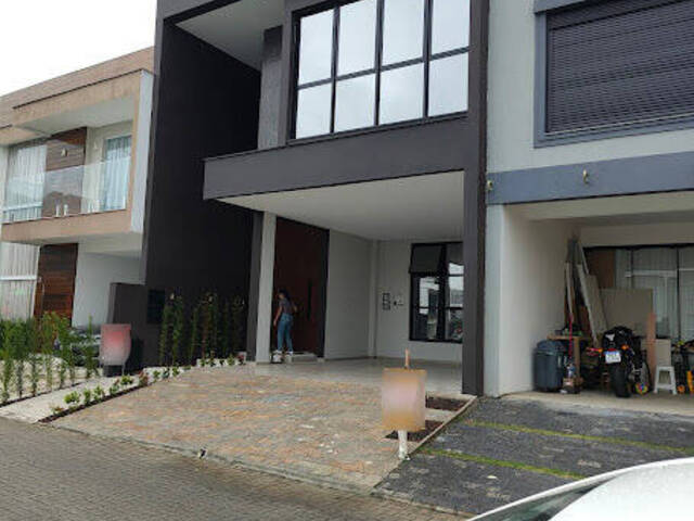 #2577 - Casa para Venda em Biguaçu - SC - 2