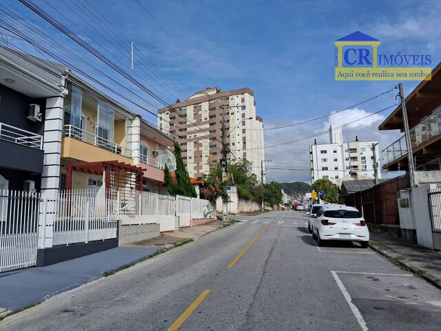 #2587 - Casa para Venda em São José - SC