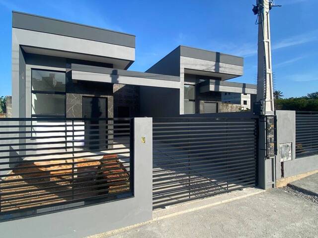 #2608 - Casa para Venda em São José - SC