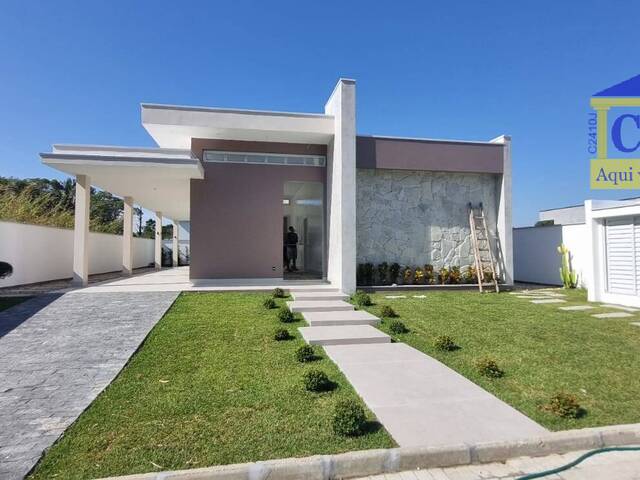 #2623 - Casa para Venda em Governador Celso Ramos - SC