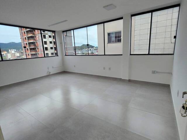 #2341 - Sala para Locação em Palhoça - SC