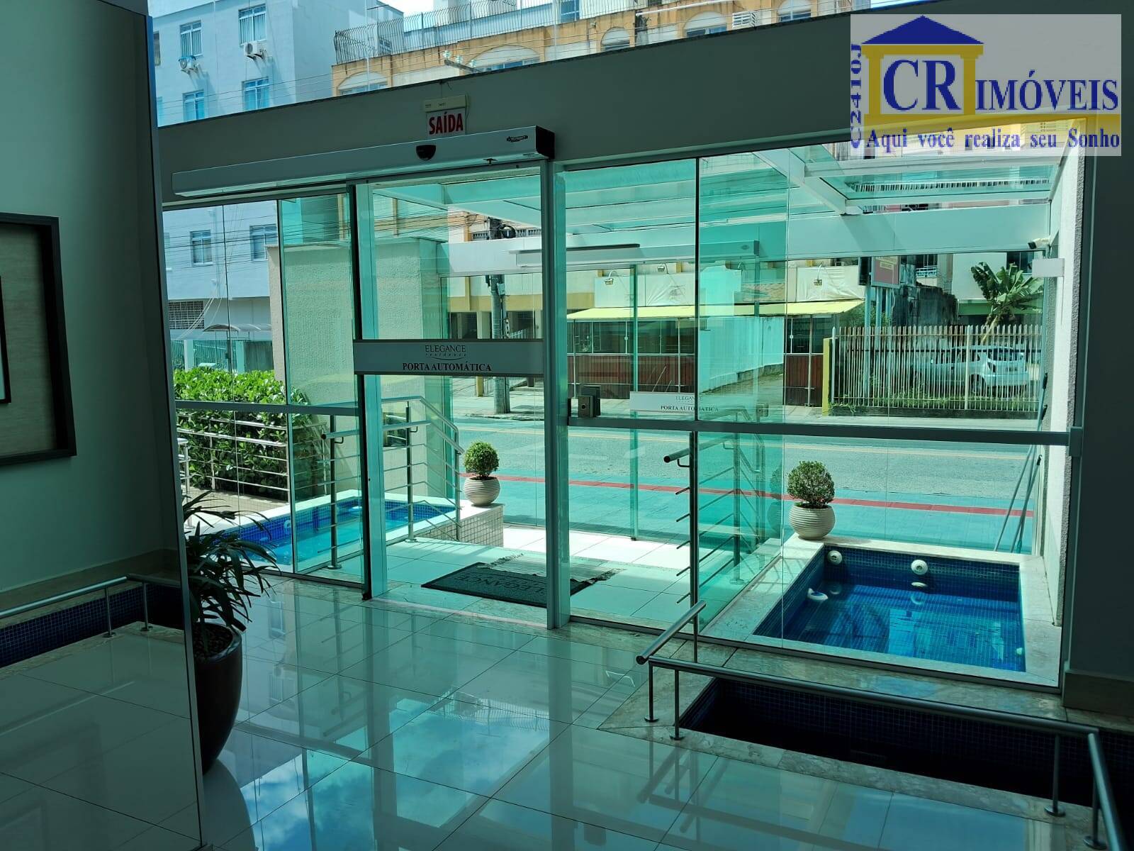 Apartamento à venda com 3 quartos, 134m² - Foto 4