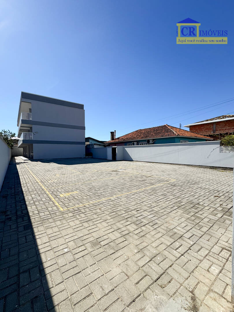 Apartamento à venda com 1 quarto, 590m² - Foto 4