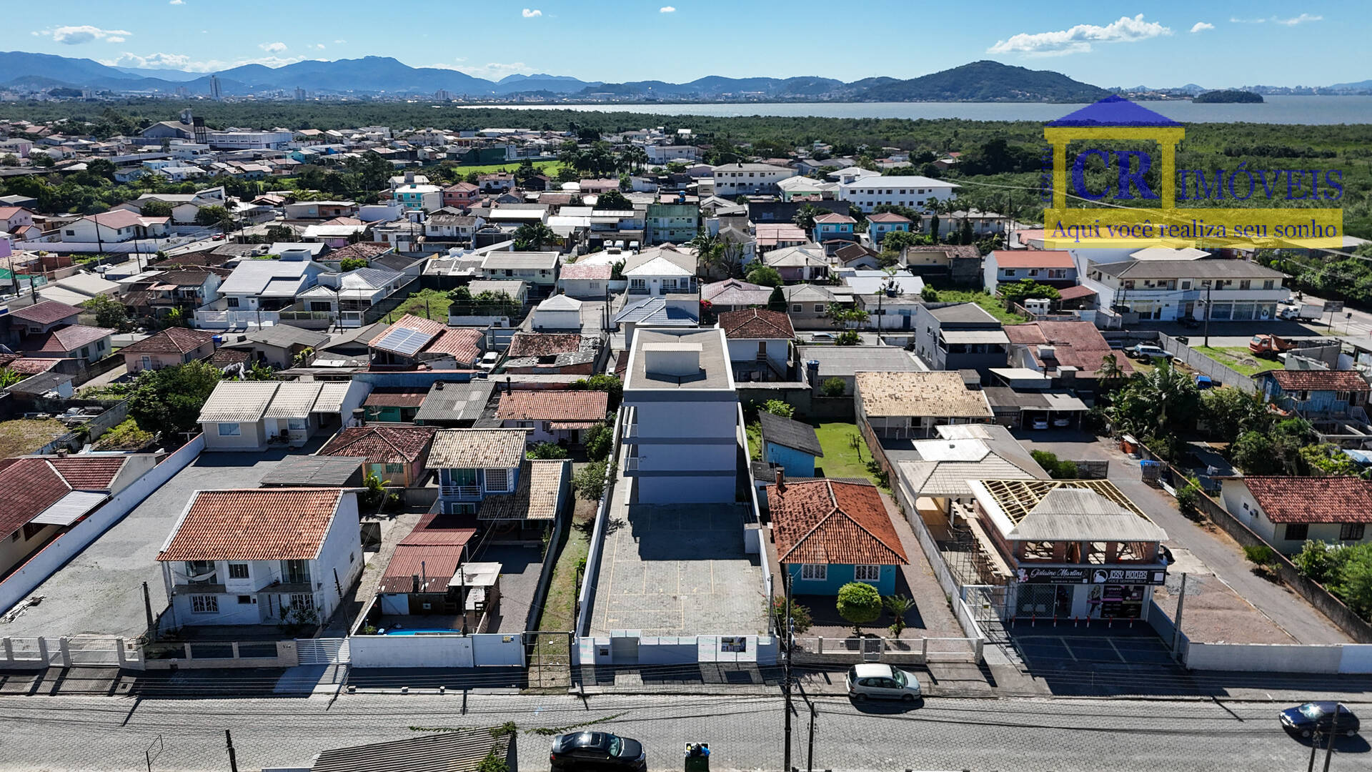 Apartamento à venda com 1 quarto, 590m² - Foto 3