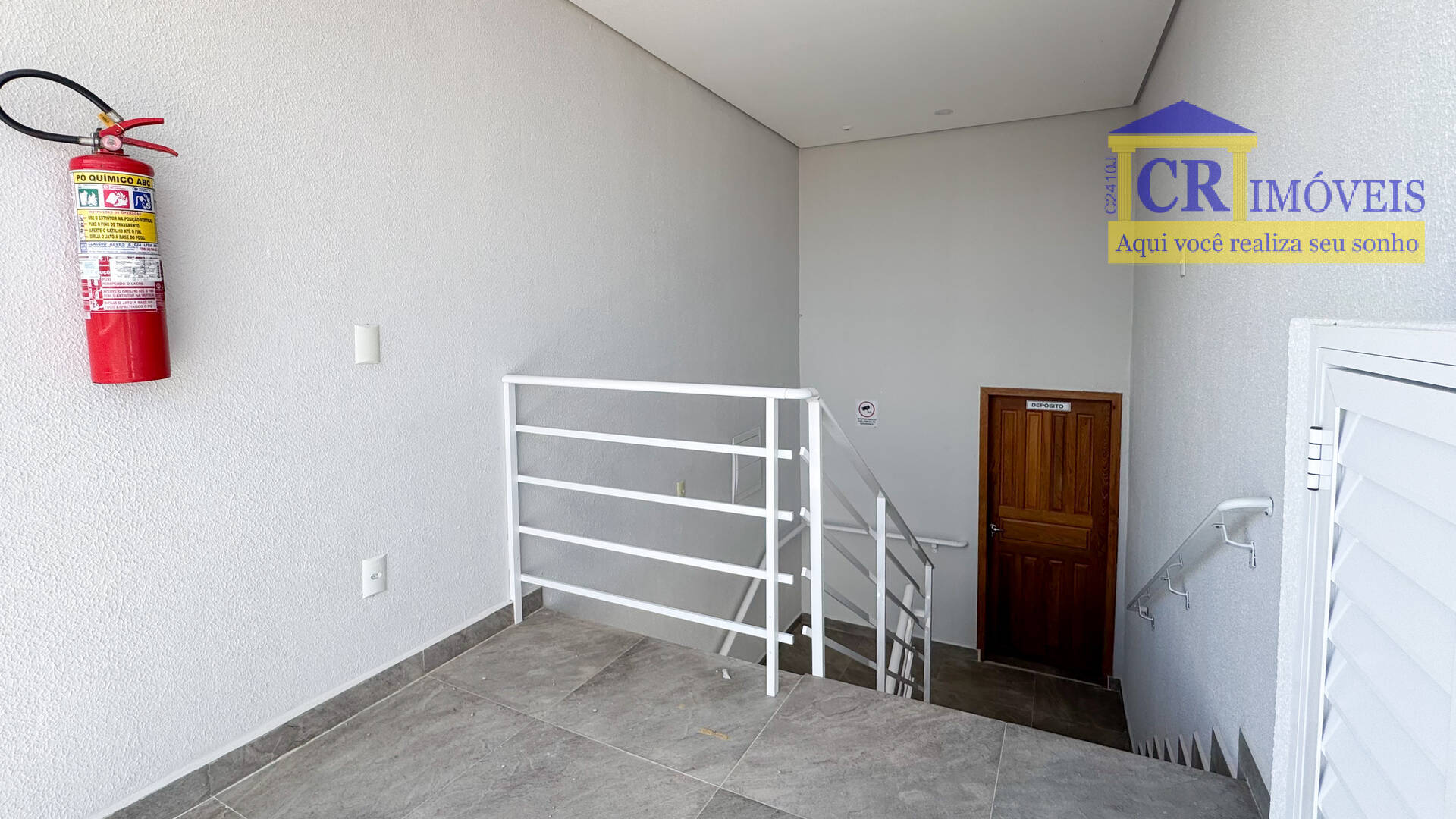 Apartamento à venda com 1 quarto, 590m² - Foto 14