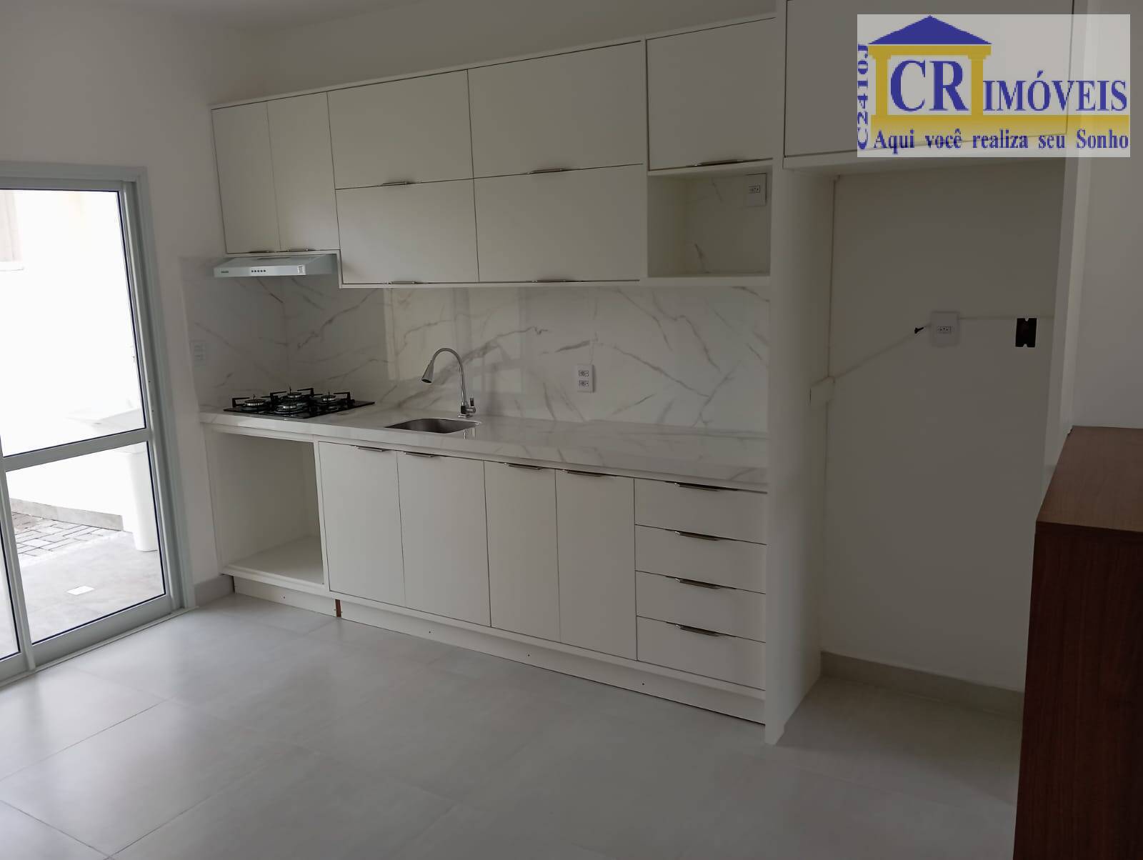 Casa para alugar com 2 quartos, 76m² - Foto 8